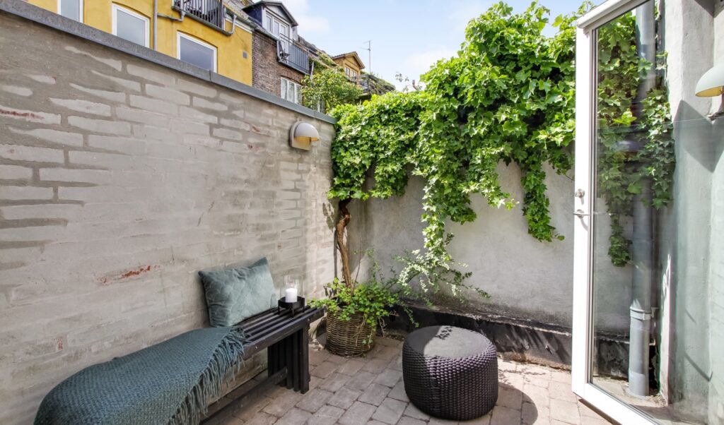 lille gårdhave i Aarhus