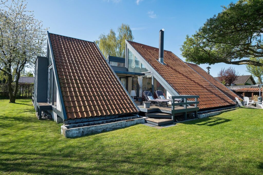 Arkitekttegnet villa til salg i Bæverskov, spændende 70'er arkitektur