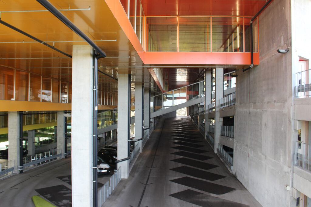 BIG arkitekter, BIG architects, Bjarke Ingels, p kælder under Bjerget
