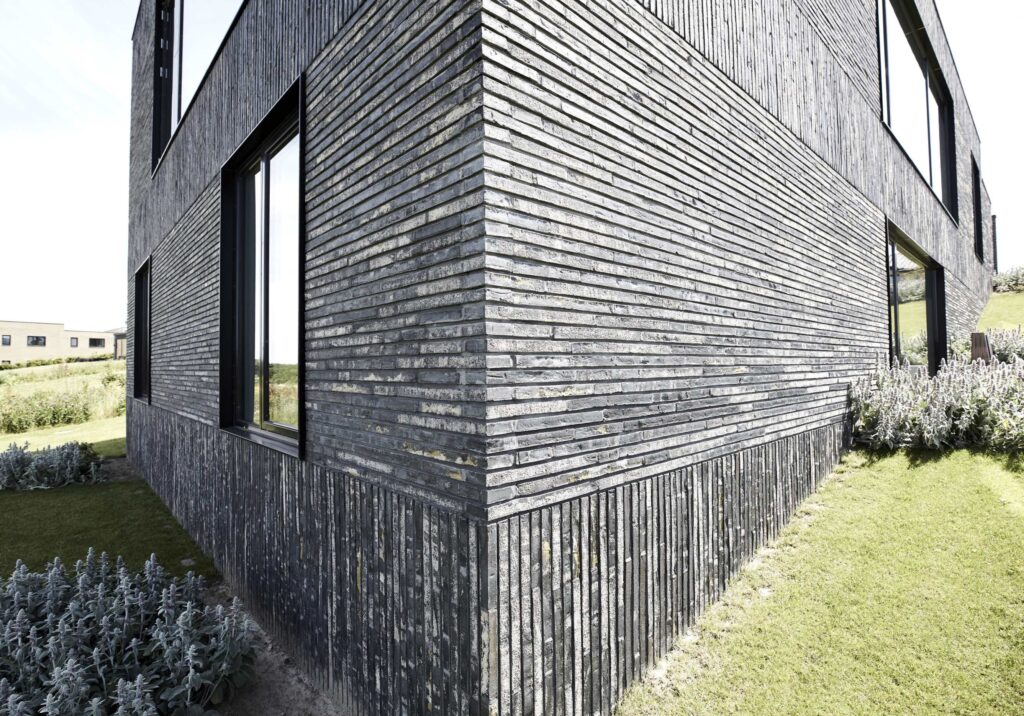 Arkitekttegnet hus til salg, minimalistisk nybygget villa, Kolumba Tegl