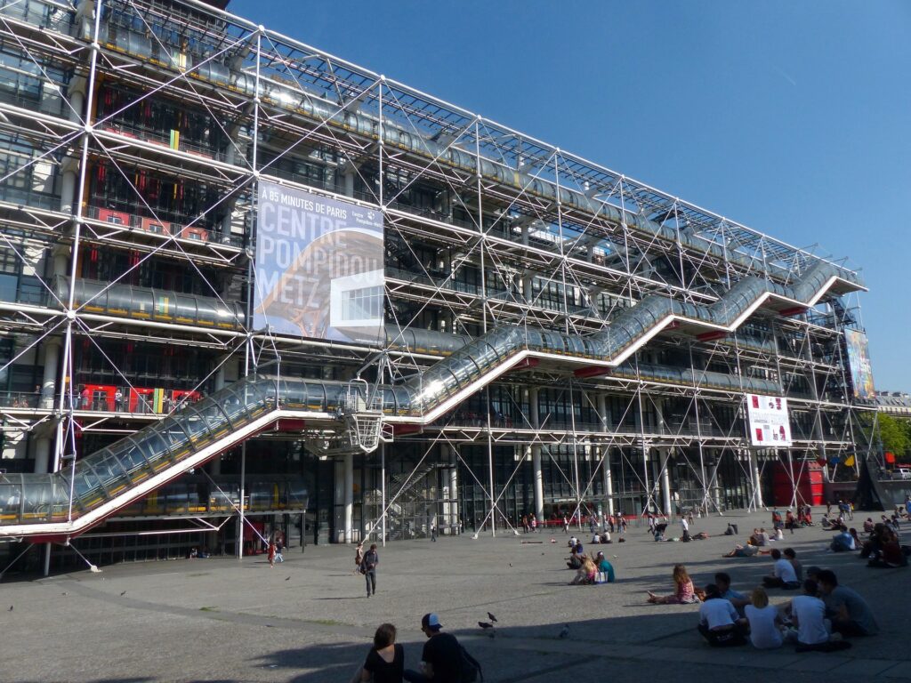 pompidou centret, High-Tech arkitektur