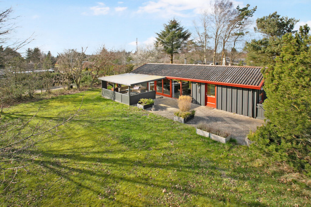 Arkitekttegnet fritidshus i Hadsund