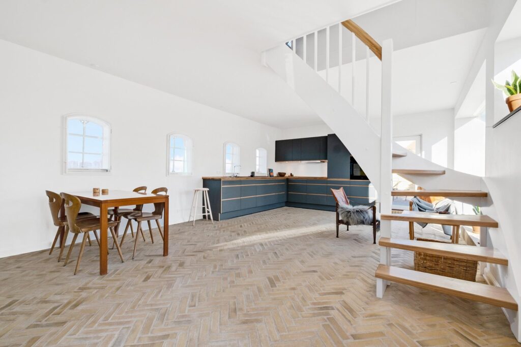 Smuk stue i historisk hus i Gentofte, villa ved Gentofte Sø
