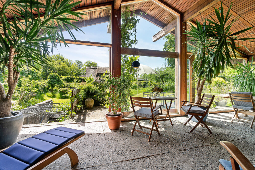 Havestue japansk inspireret hus, Arkitekttegnet villa, 70'er arkitektur