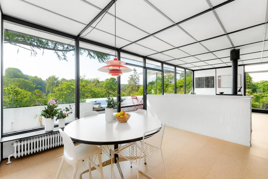 Japansk inspireret interiør i 60'er villa i Holte