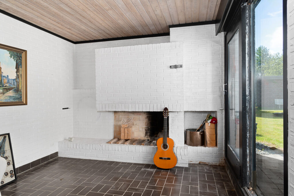 Modernistisk villa pejsestue, 70'er arkitektur, arkitekttegnet
