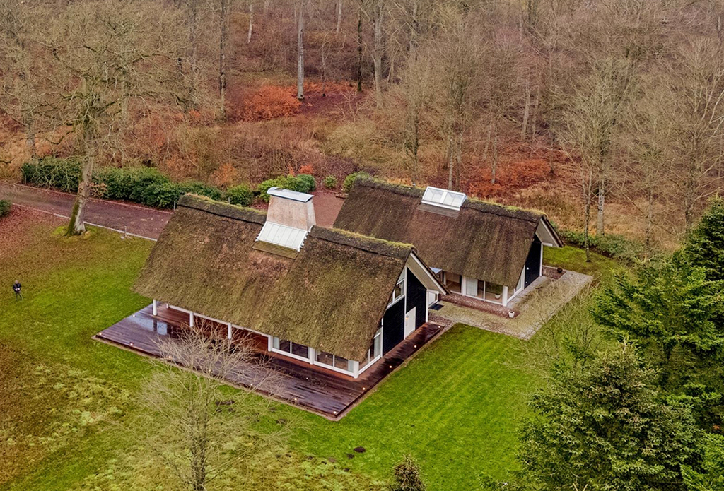 Skovhytte, arkitekttegnet landhus, arkitekttegnet skovhytte, moderne skovhytte, modern cottage. Arkitekttegnede mesterværker