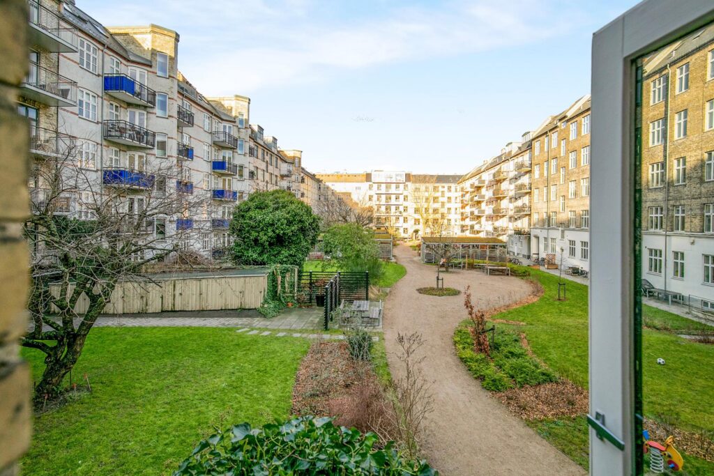 Hyggeligt byhus på Frederiksberg. Bolig i det gamle værksted på Frederiksberg