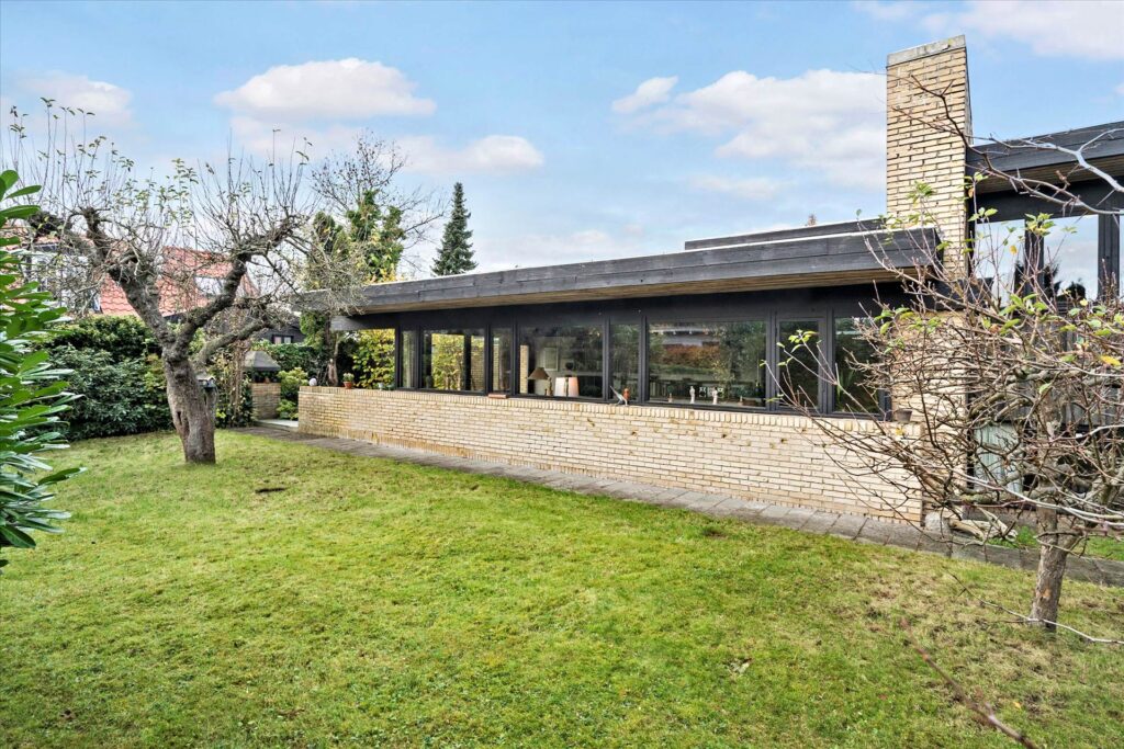 Bertel Udsen villa, arkitekttegnet villa, 60er arkitektur, gul teglsten