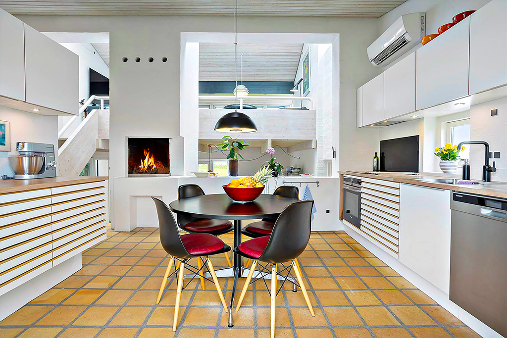 Arkitekttegnet 80er villa, rustikt arkitekttegnet hus, Dansk arkitektur mesterværk
