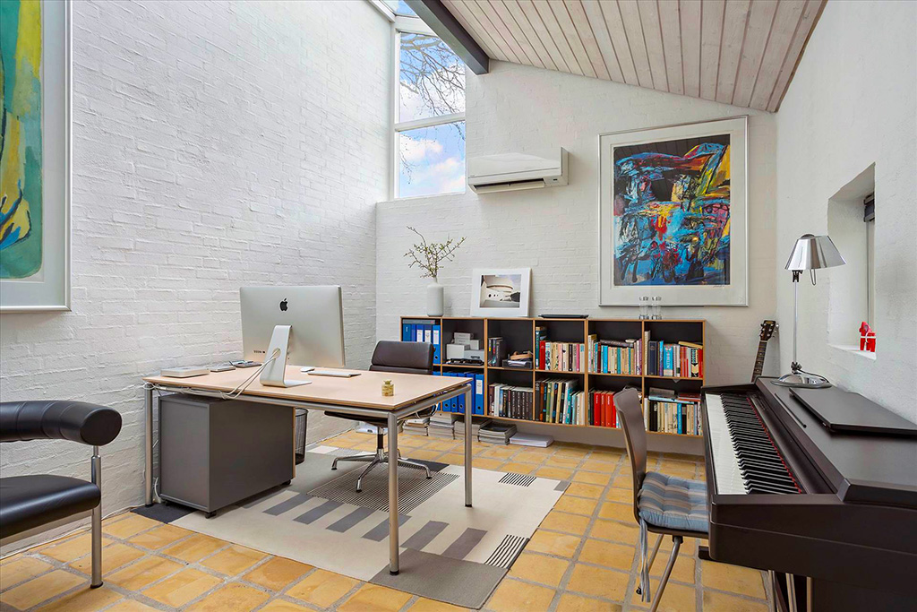Arkitekttegnet 80er villa, rustikt arkitekttegnet hus, Dansk arkitektur mesterværk