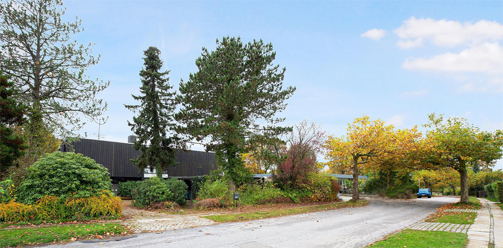 Hvidegårdsparken 107 tegnet af arkitekterne Elsebet og Kjeld Ussing i 1960erne