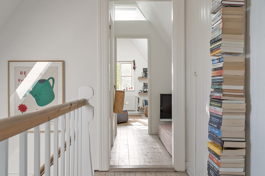 repos i gammelt hus med ovenlys