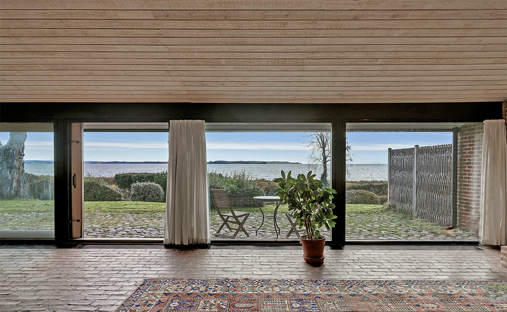 Friis og Moltke hus til salg, Friis & Moltke villa, Mesterværker i dansk arkitektur, Friis Moltke, Knud Friis, Elmar Moltke, 70er arkitektur, brutalisme