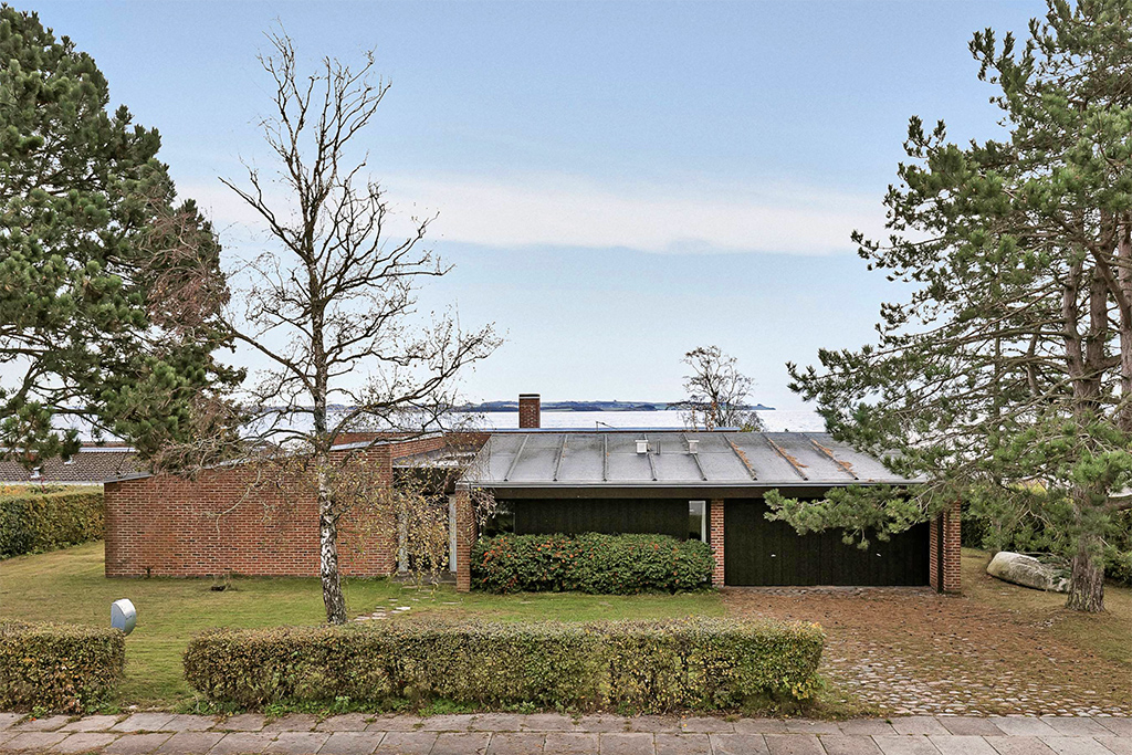 Friis og Moltke hus til salg, Friis & Moltke villa, Mesterværker i dansk arkitektur, Friis Moltke, Knud Friis, Elmar Moltke, 70er arkitektur, brutalisme