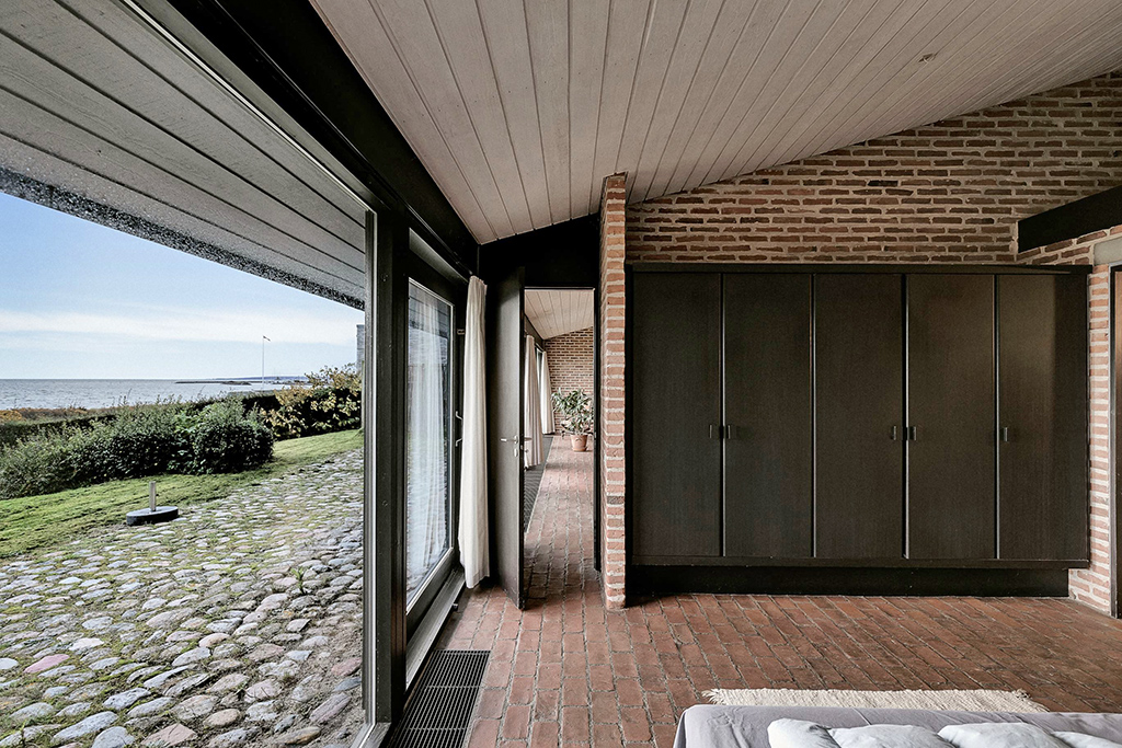 Friis og Moltke hus til salg, Friis & Moltke villa, Mesterværker i dansk arkitektur, Friis Moltke, Knud Friis, Elmar Moltke, 70er arkitektur, brutalisme